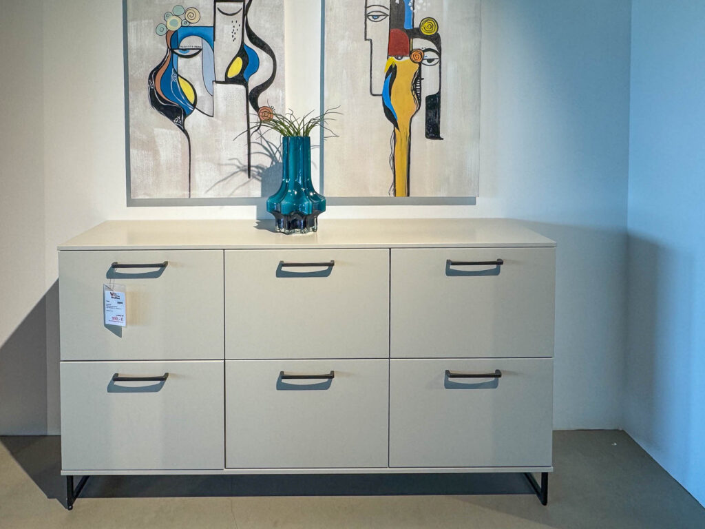 MUSTERRING Kara Sideboard